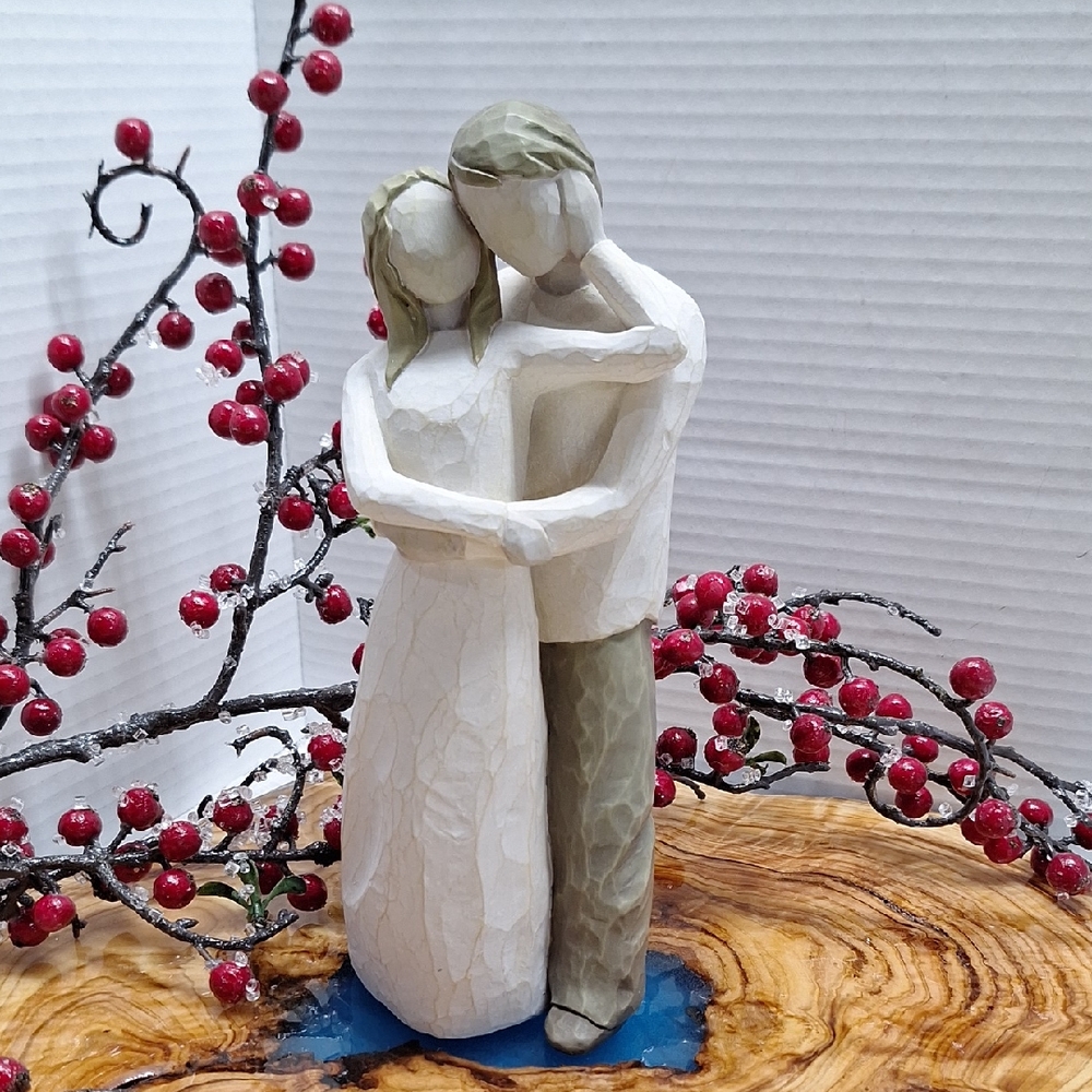 #AEC Willow Tree "Together" Embrace Sculpture Year 2000